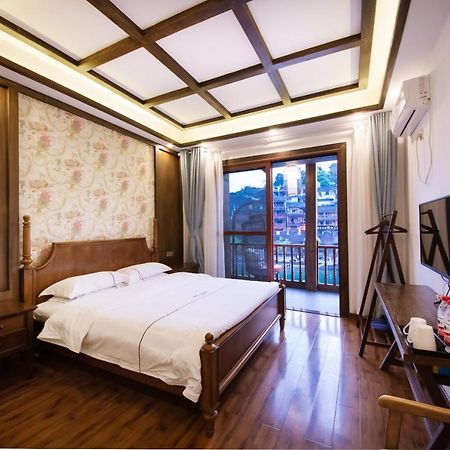 Fenghuang Slowly Time Inn ภายนอก รูปภาพ