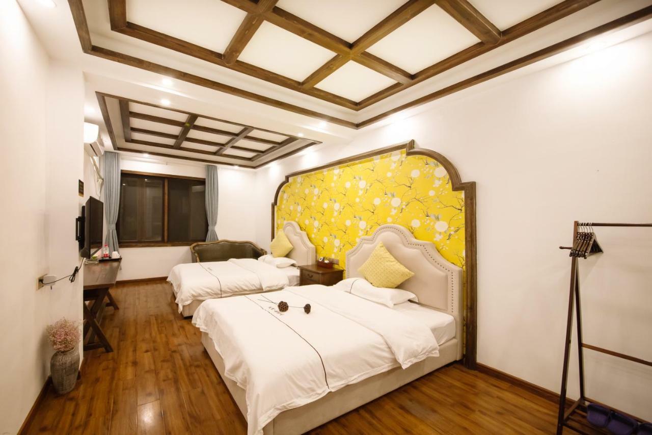 Fenghuang Slowly Time Inn ภายนอก รูปภาพ