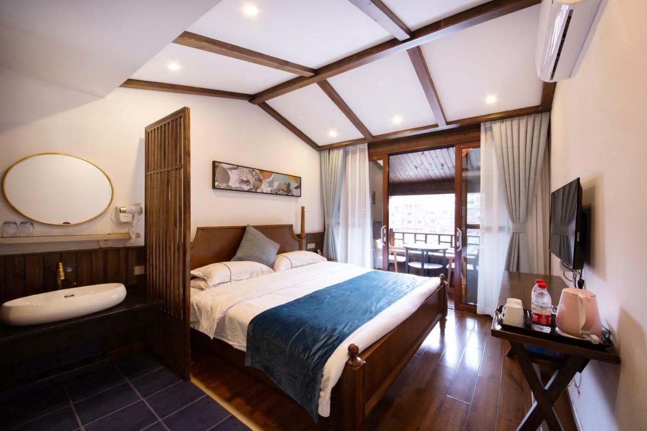 Fenghuang Slowly Time Inn ภายนอก รูปภาพ