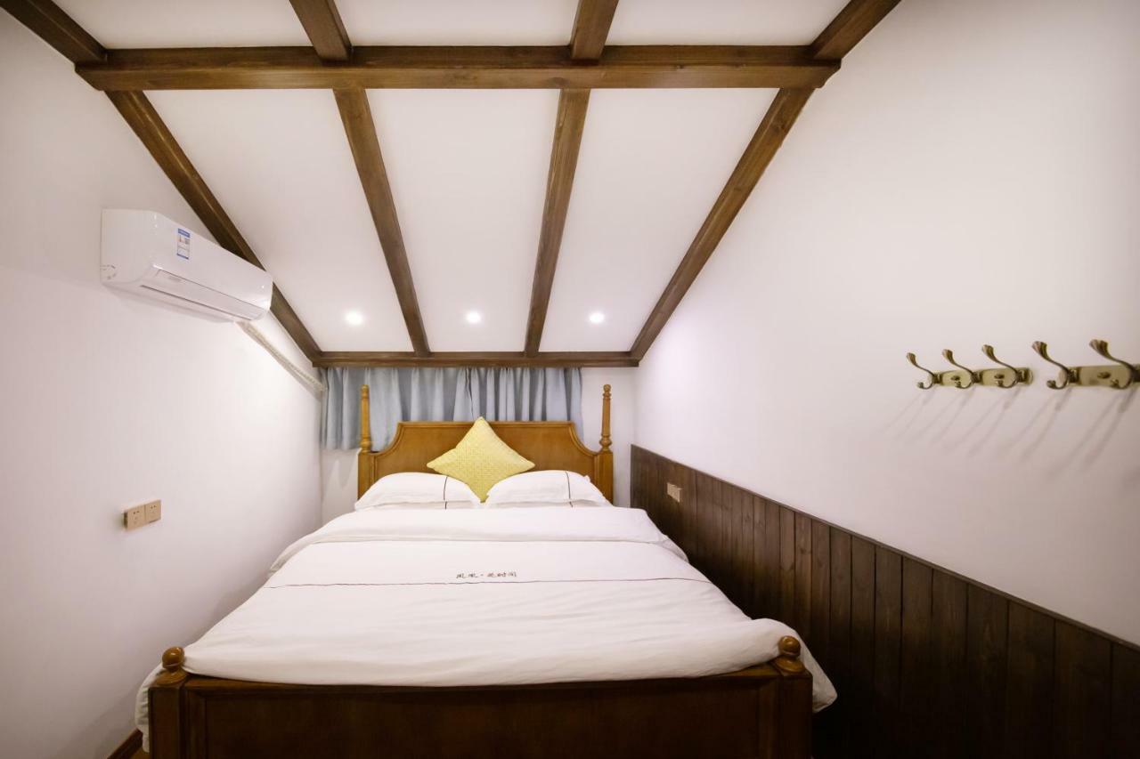 Fenghuang Slowly Time Inn ภายนอก รูปภาพ