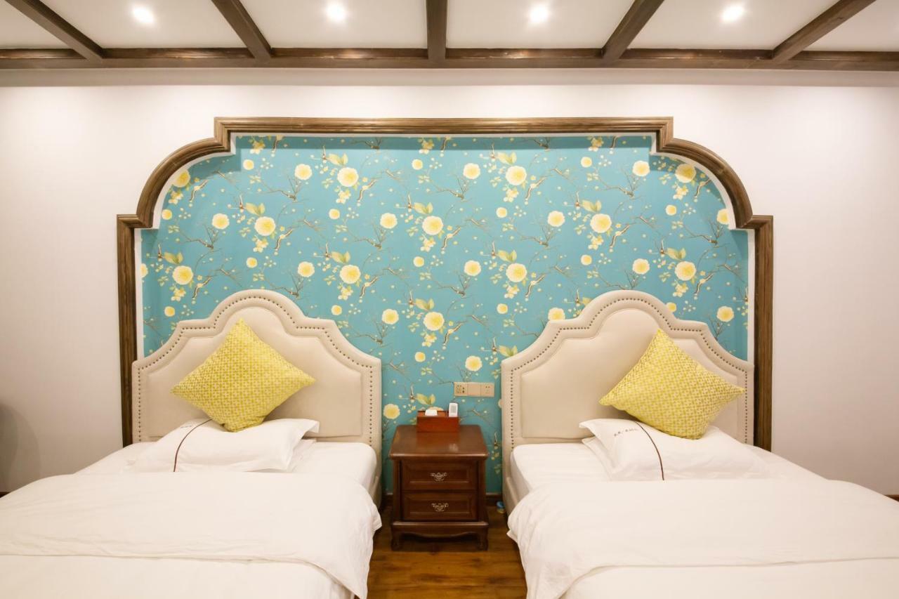 Fenghuang Slowly Time Inn ภายนอก รูปภาพ